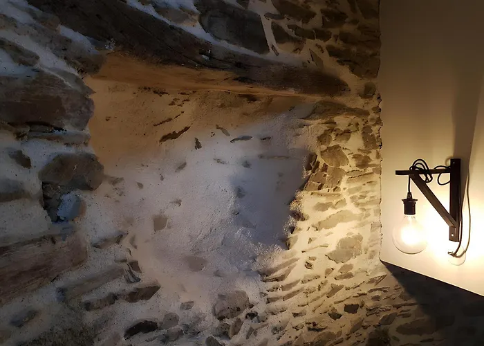 Du Moulin De La Violaye Nyaraló